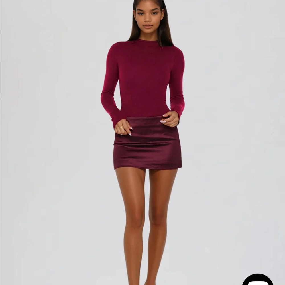 Elegant Burgundy Mini Dress